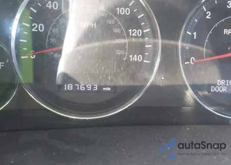 2010 Jeep Grand Cherokee Laredo z USA, uszkodzony, nr VIN 1J4PR4GK7AC148529